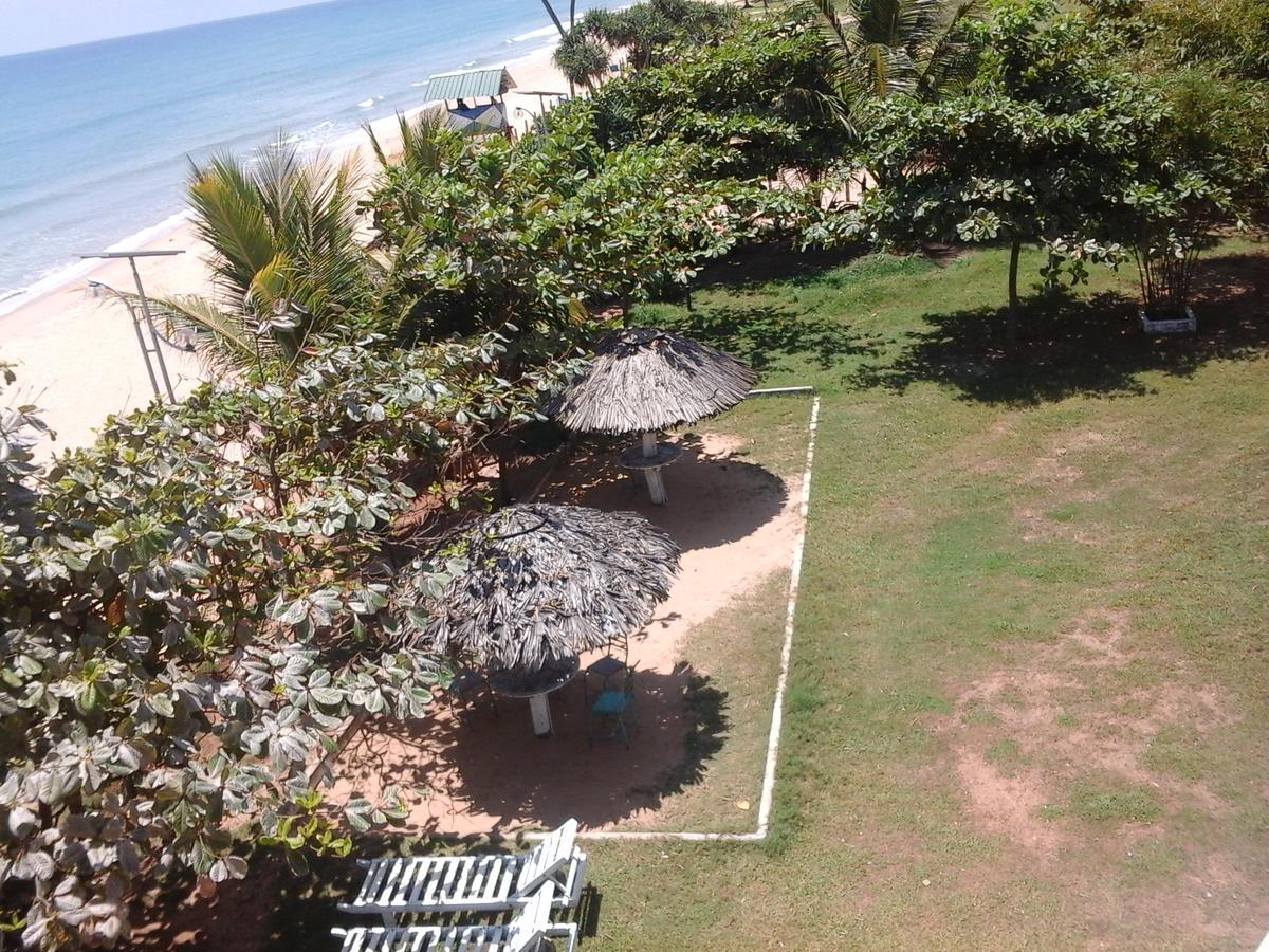 Sea View Beach Hotel Nilaveli Zewnętrze zdjęcie